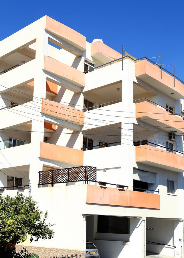 Penelope Court Apartment 102 Larnaca Dış mekan fotoğraf