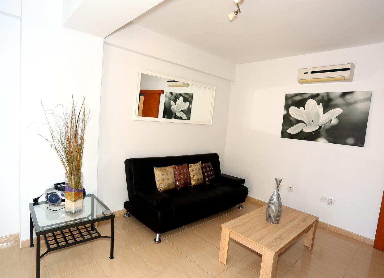 Penelope Court Apartment 102 Larnaca Dış mekan fotoğraf